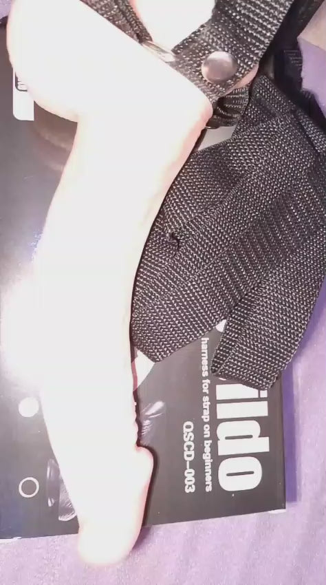 9 inch Dildo with belt, Random color (Skin or brown)